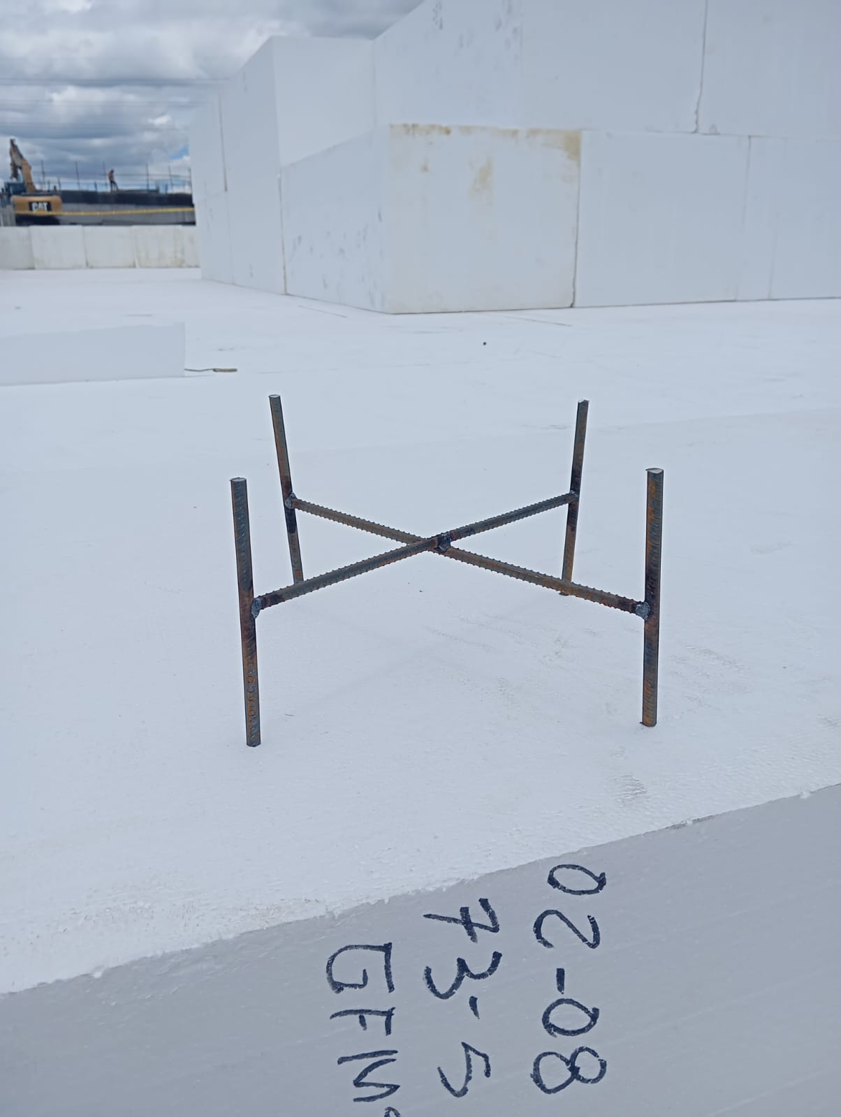 Geofoam IC KOYO con silletas para anclaje estructural